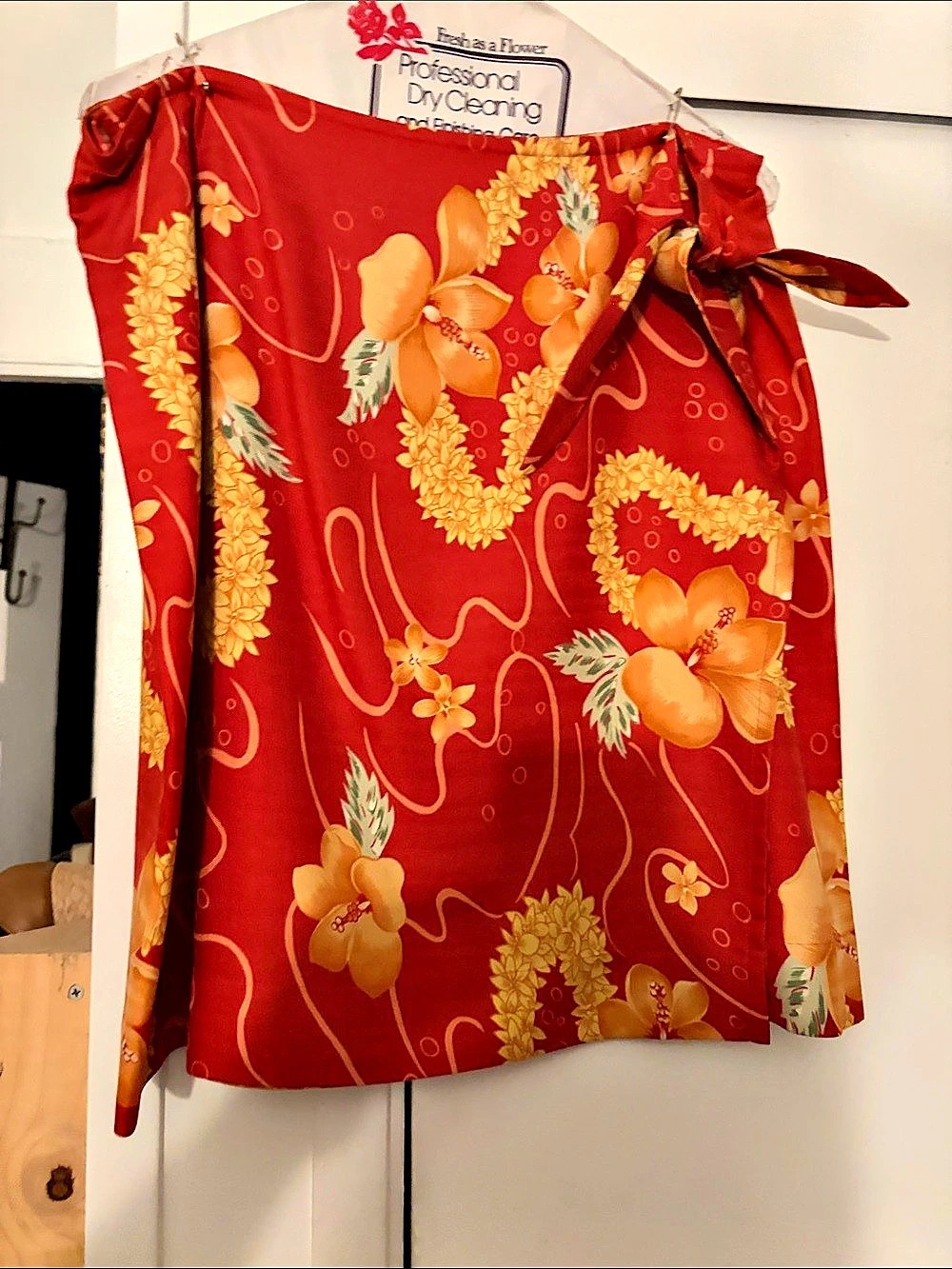 Tommy Bahama Floral Silk Mini Skirt in Red